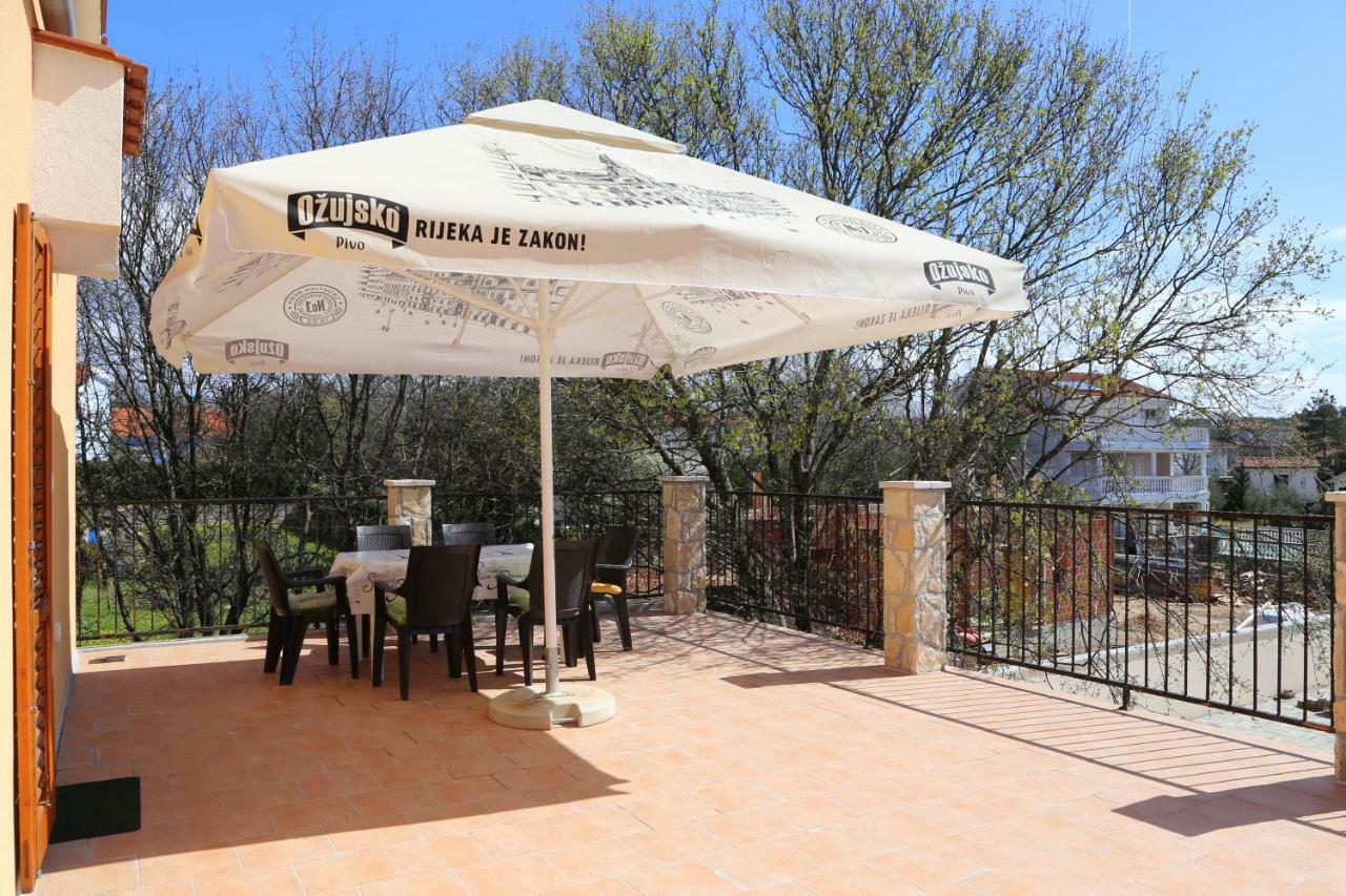 Laura Apartament Pinezići
